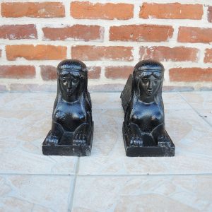 Anciens Chenets de Cheminée en Fonte Sphinx