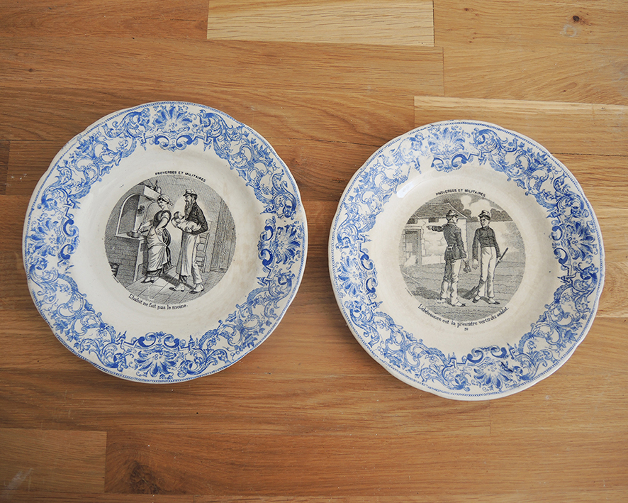 2 Anciennes Assiettes Parlantes Gien - Proverbes & Militaires