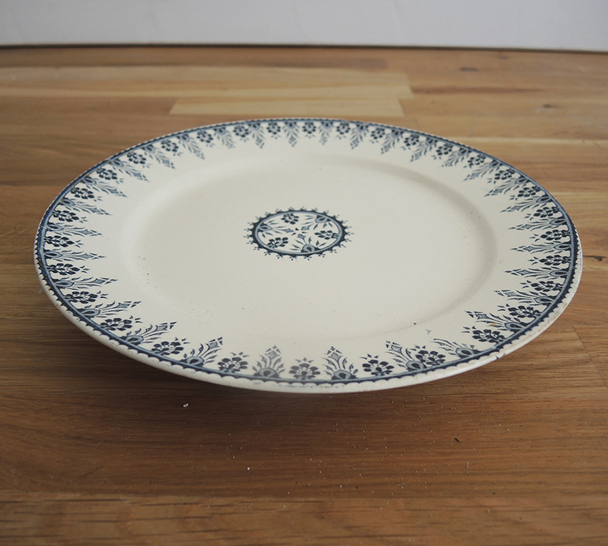 Ancien Plat à Tarte sur Pied en Céramique Sarreguemines - Alger - Image 2
