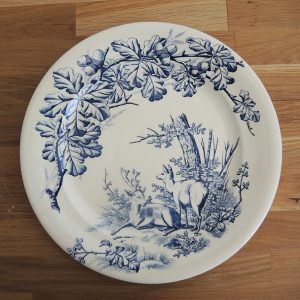 Ancien Plat en Terre de Fer J S & Cie - Chasse
