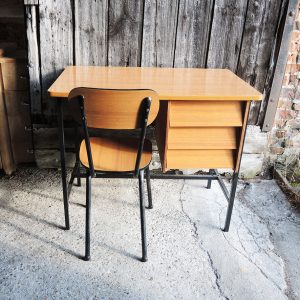 Ancien Bureau en Formica & Metal avec Chaise Assortie