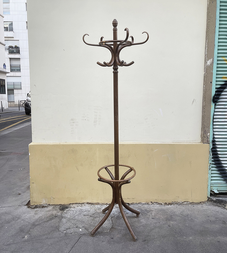 Ancien Porte Manteau Perroquet en Bois Courbé – Style Thonet - Image 2