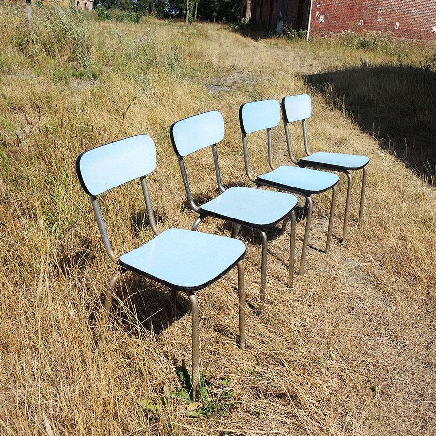 4 Anciennes Chaises en Formica Bleu Ciel - Image 3