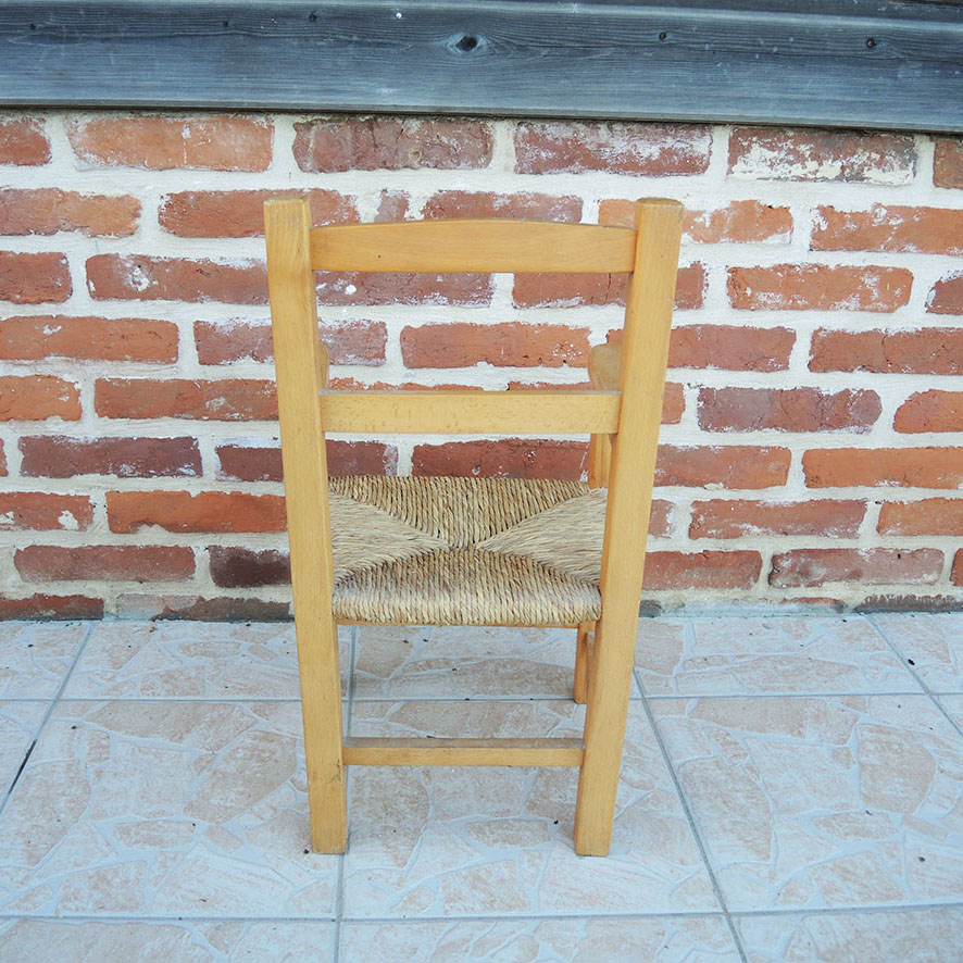 Ancien Fauteuil Enfant en Bois & Paille – Image 4