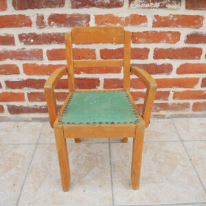 Ancien Fauteuil Enfant en Bois & Tissu Vert