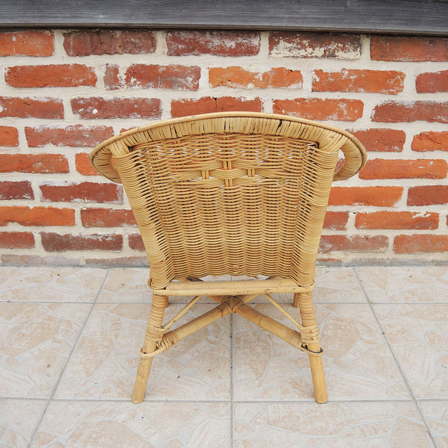 Ancien Fauteuil Enfant en Osier Clair – Image 4