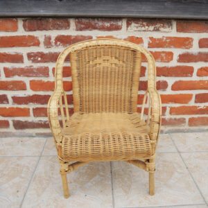 Ancien Fauteuil Enfant en Osier Clair