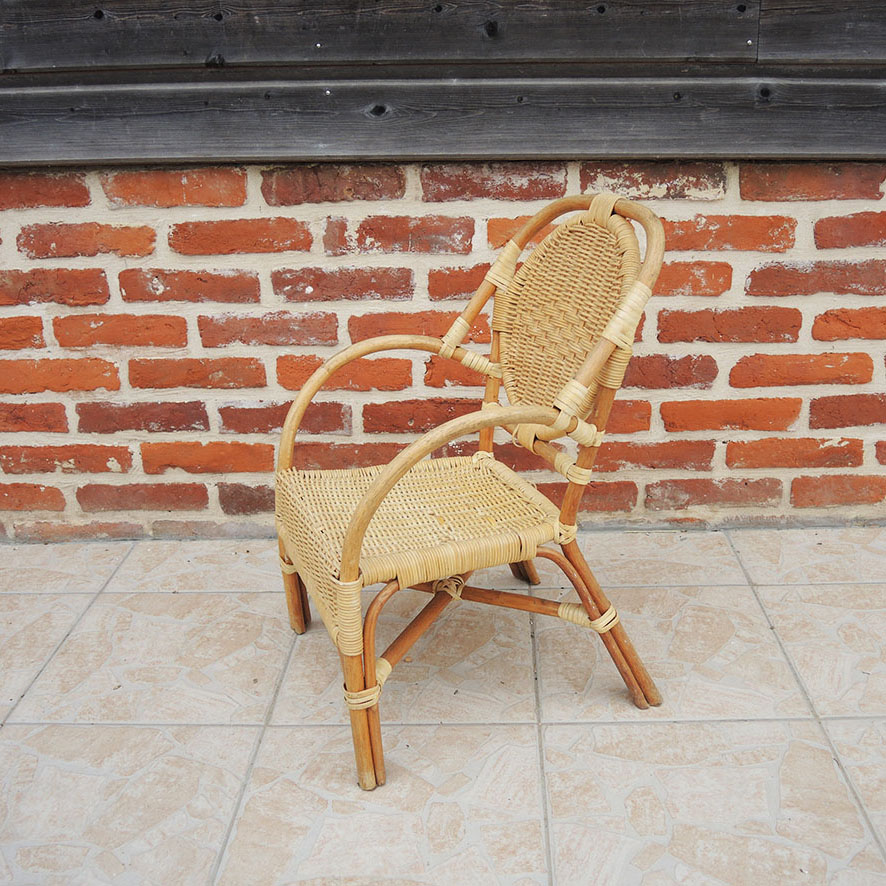 Ancien Fauteuil Médaillon Enfant en Osier – Image 4