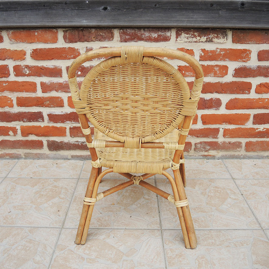 Ancien Fauteuil Médaillon Enfant en Osier – Image 3