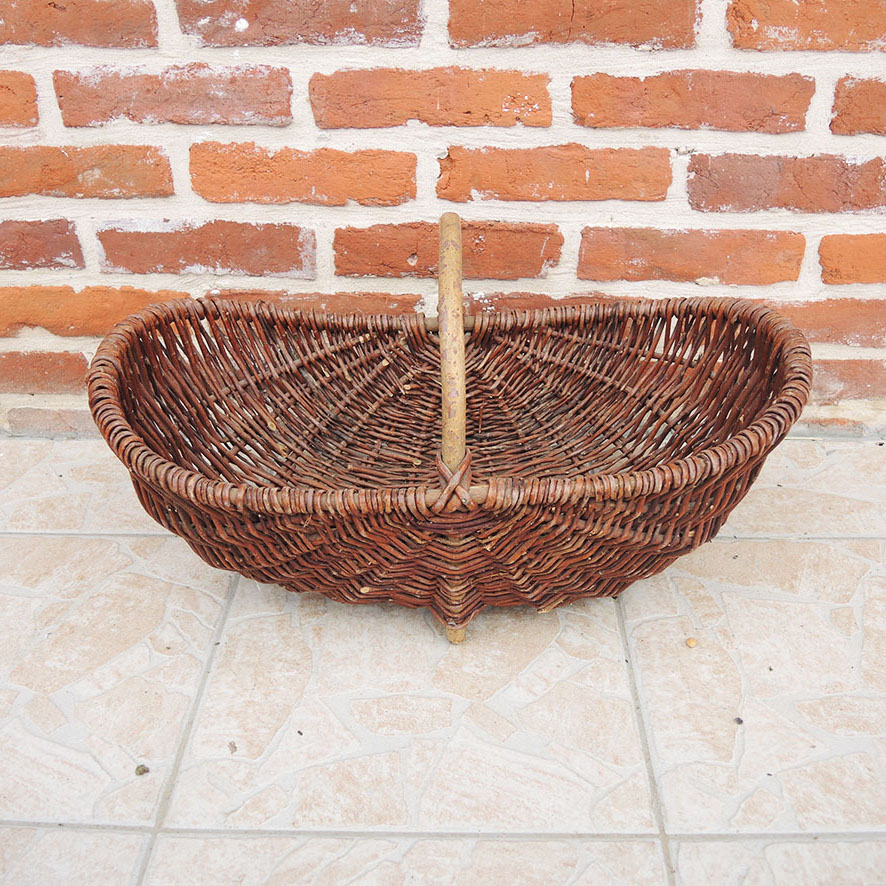 Ancien Panier de Récolte en Osier Foncé – Image 2