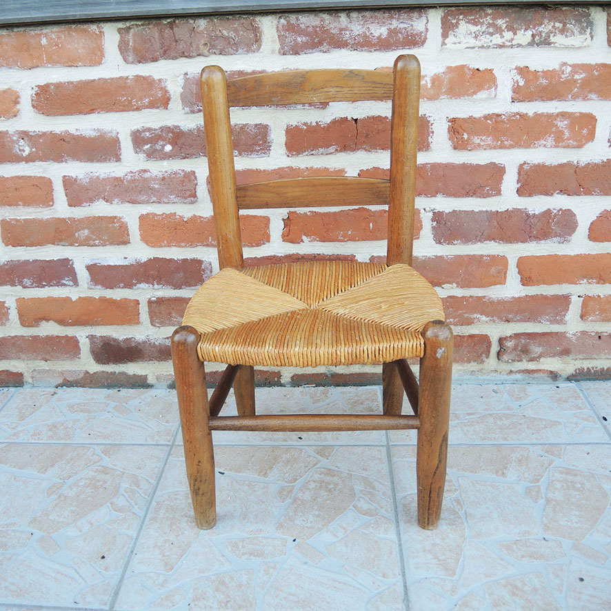 Ancienne Chaise Enfant en Bois & Paille